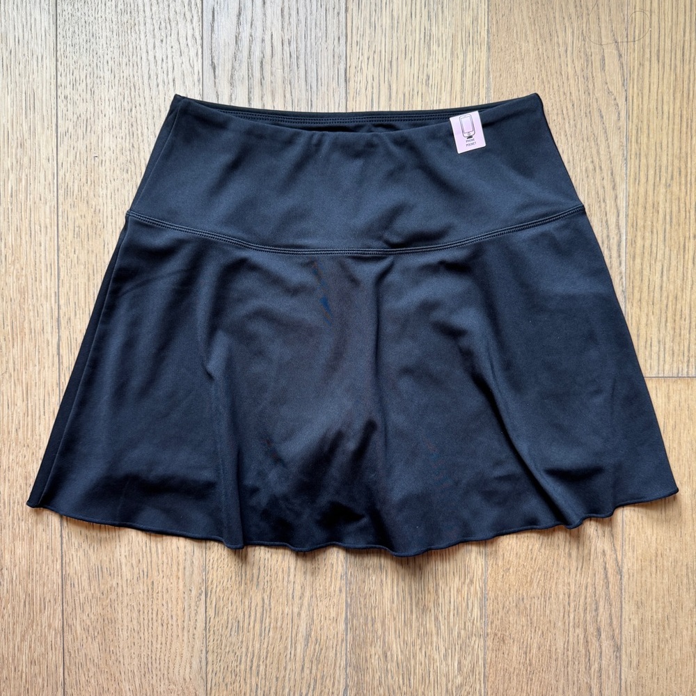 2-in-1 Mini Skirt with Bike Short inside NWT - Sze S